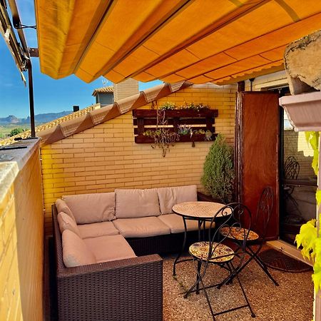 Atico Guara&Pirineos Apartment อูเอสกา ภายนอก รูปภาพ